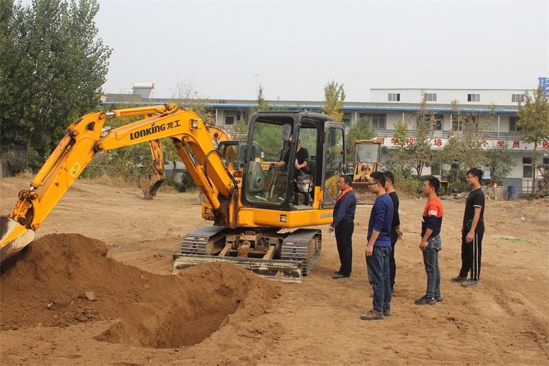 濮阳市挖掘机机构