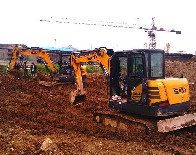 濮阳市挖掘机培训学校
